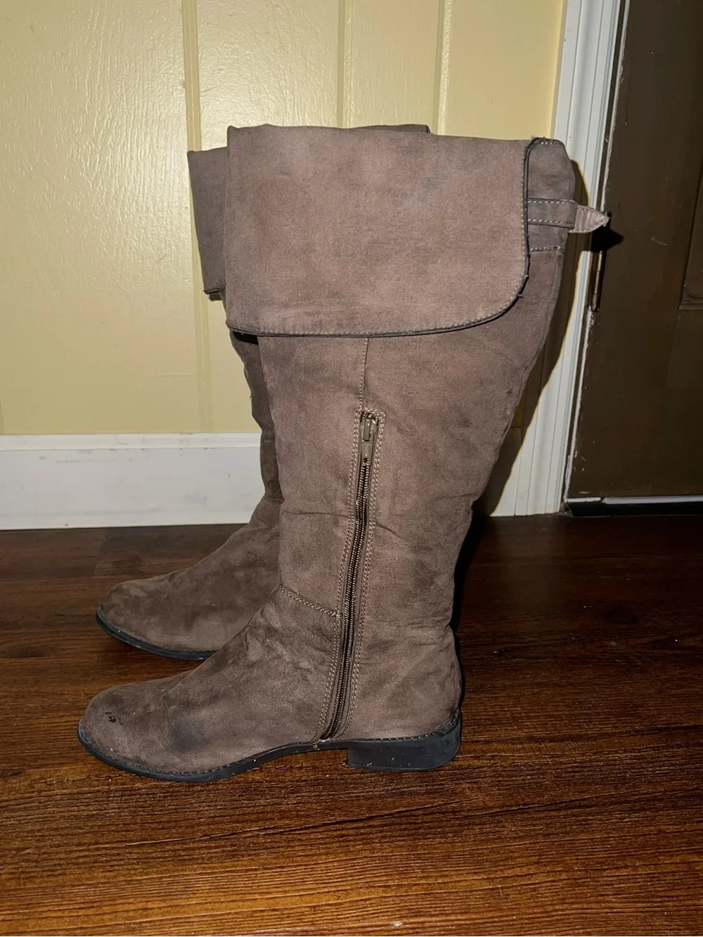 Candies Over the Knee Taupe Faux Suede Boho Y2K Boots Size 8.5